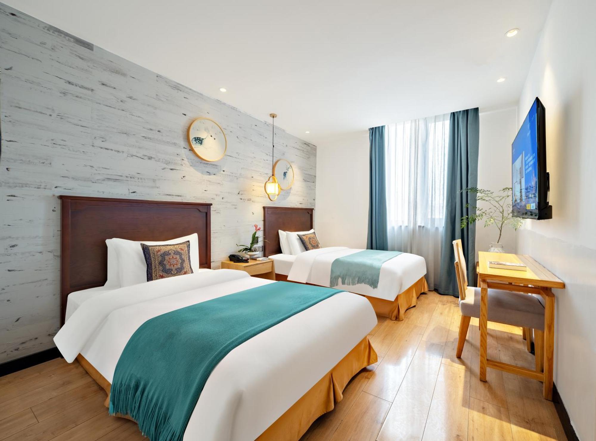 Beijing Tangfu Nanluoguxiang Wang Fu Jing Forbidden City Snack Street Hotel,1 Stop Walking To Airport Express,3 Stop To Tiananmen&Free Laundry Dry Service &Professional Free Tour Ticket Service With English Speaking Staff Exterior photo