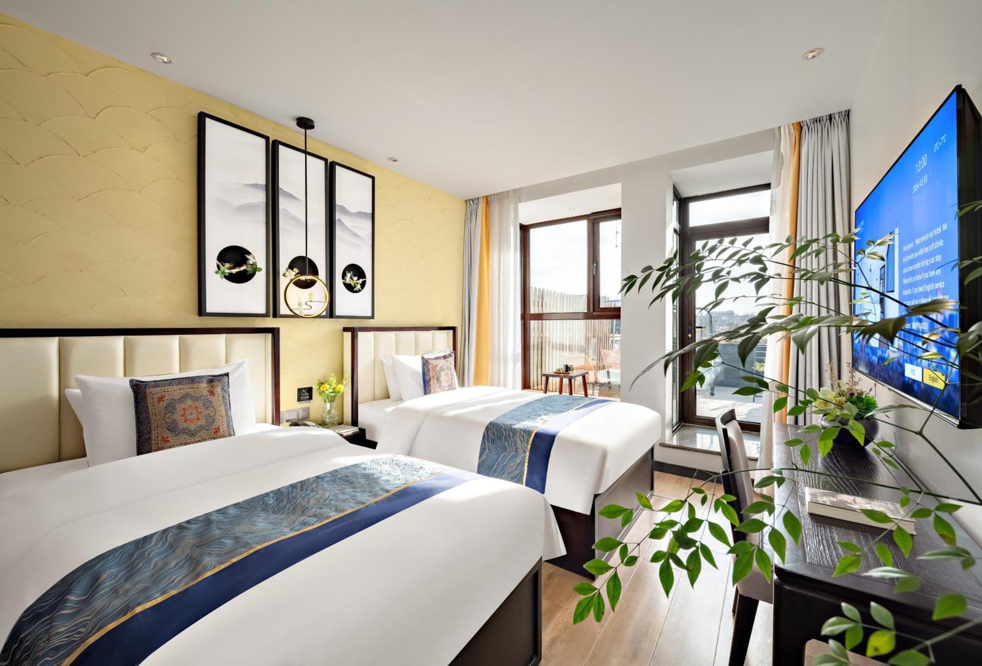 Beijing Tangfu Nanluoguxiang Wang Fu Jing Forbidden City Snack Street Hotel,1 Stop Walking To Airport Express,3 Stop To Tiananmen&Free Laundry Dry Service &Professional Free Tour Ticket Service With English Speaking Staff Exterior photo
